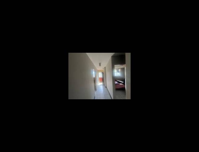 4 BEDROOM APARTMENT FOR SALE IN SUNNYSIDE